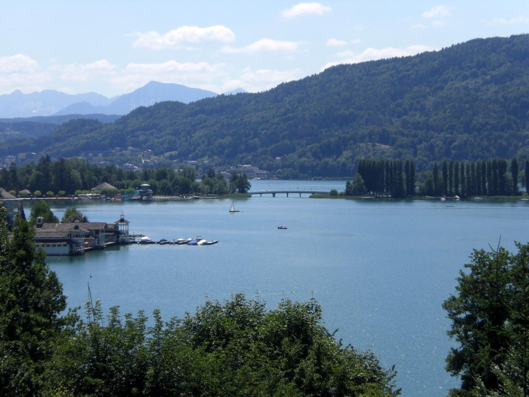 Haus Angelika - Ferienwohnung Woerthersee Pörtschach am Wörthersee エクステリア 写真